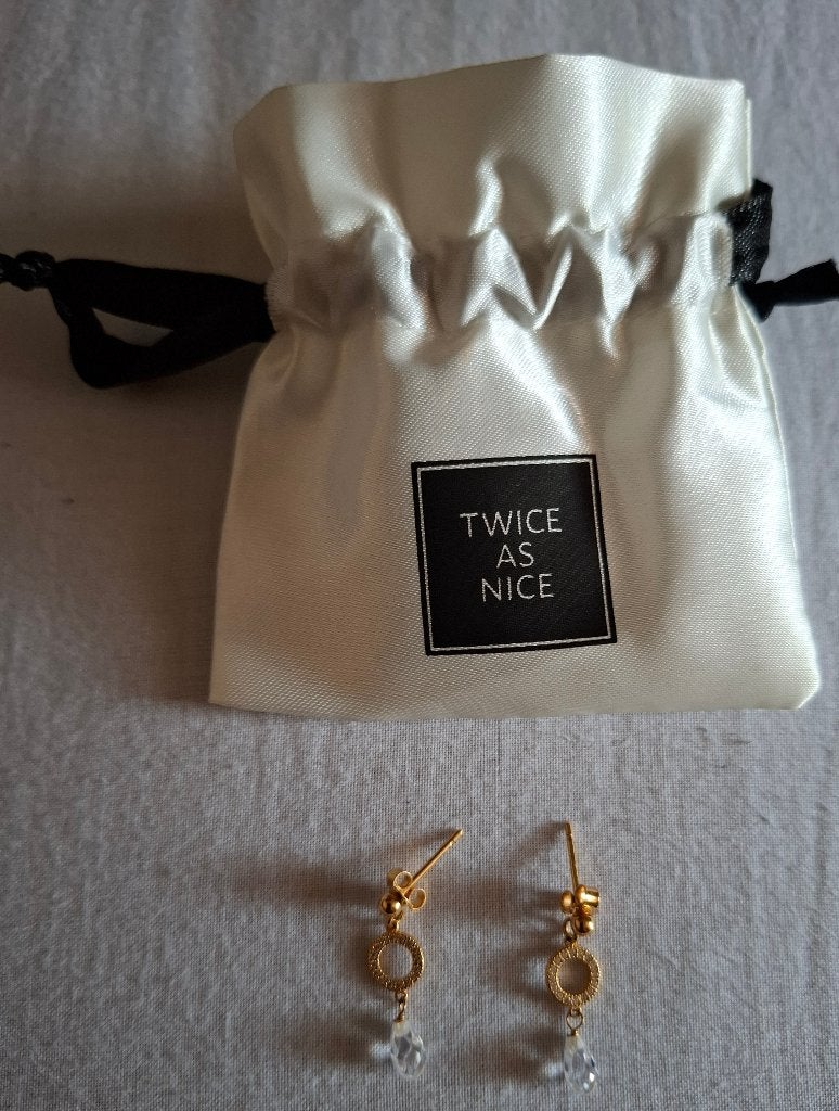 Deux fois plus belles boucles d'oreilles en or, Bijoux, Sacs & Beauté, Or, Comme neuf, Enlèvement, Avec strass