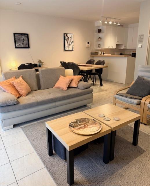 Nieuwpoort vrij 19-26 september appartement +garage, 1 slk., Vakantie, Vakantiehuizen | België, Internet, Antwerpen of Vlaanderen