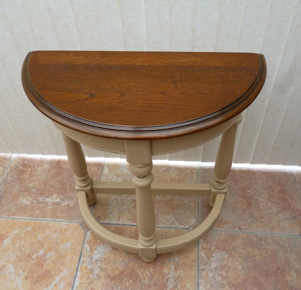 table d'appoint demi lune, Enlèvement, Chêne