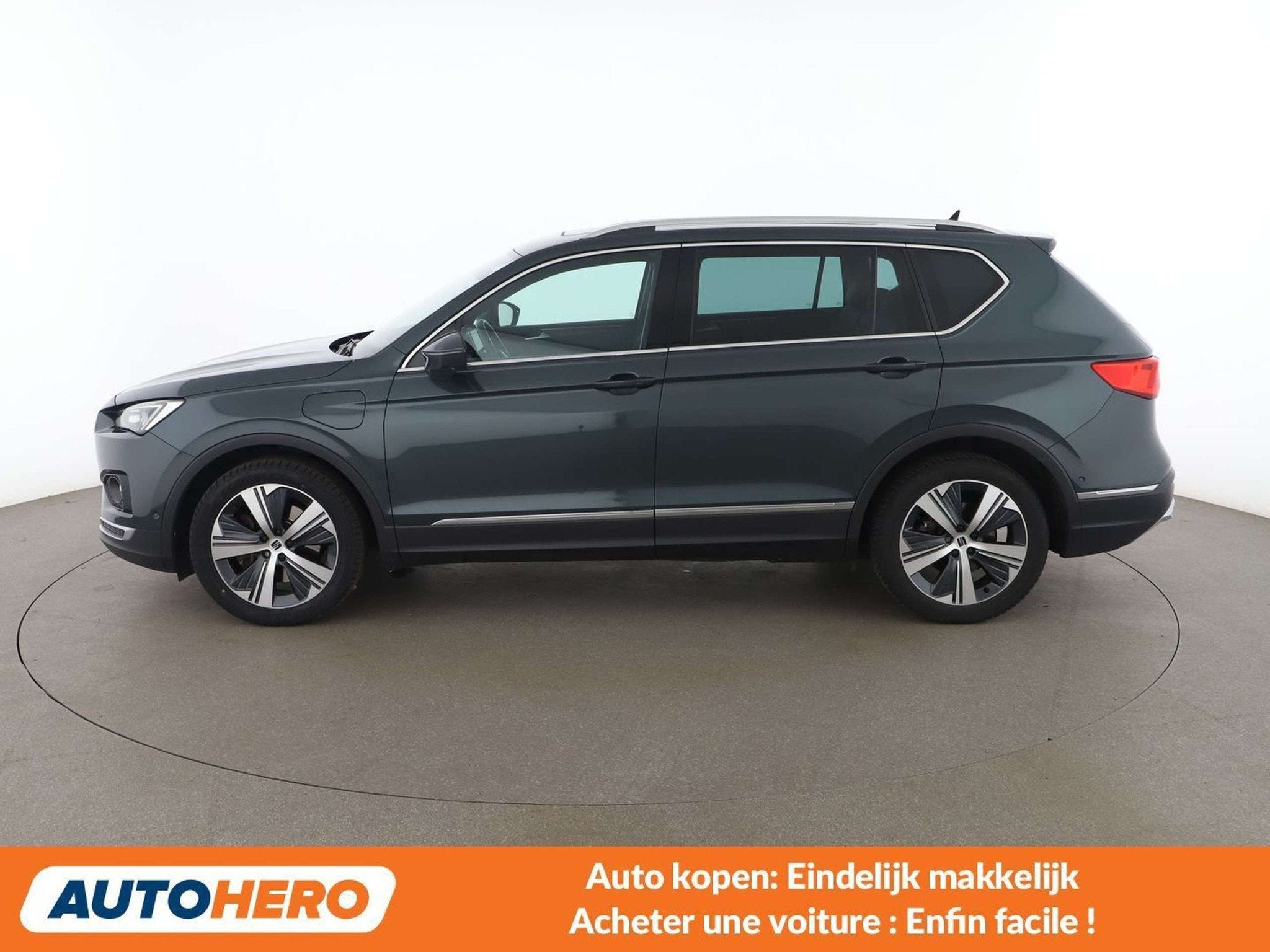 SEAT Tarraco 1.4 TSI e-HYBRID Xcellence (automatique), Autos, Argent ou Gris, Achat, Euro 6, Noir