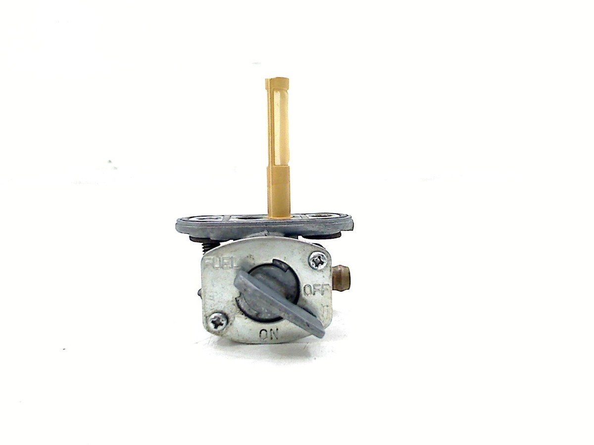 BENZINE KRAAN Yamaha, Dhr. S. di Majo, Gebruikt, Info@cama-motorparts.nl, P.J. Troelstraweg 8 8
3144 CX  MAASSLUIS, NL