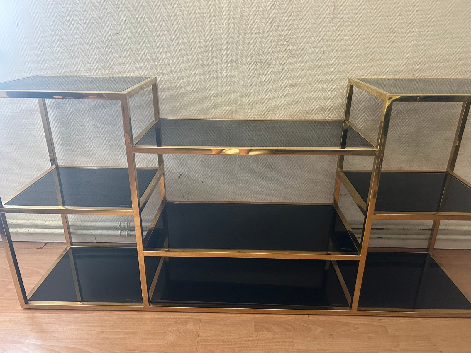 Vintage Design  Etagère  Goud Messing met Dik Zwart Glas, Huis en Inrichting, Ophalen, Zo goed als nieuw, Etagère, Glas