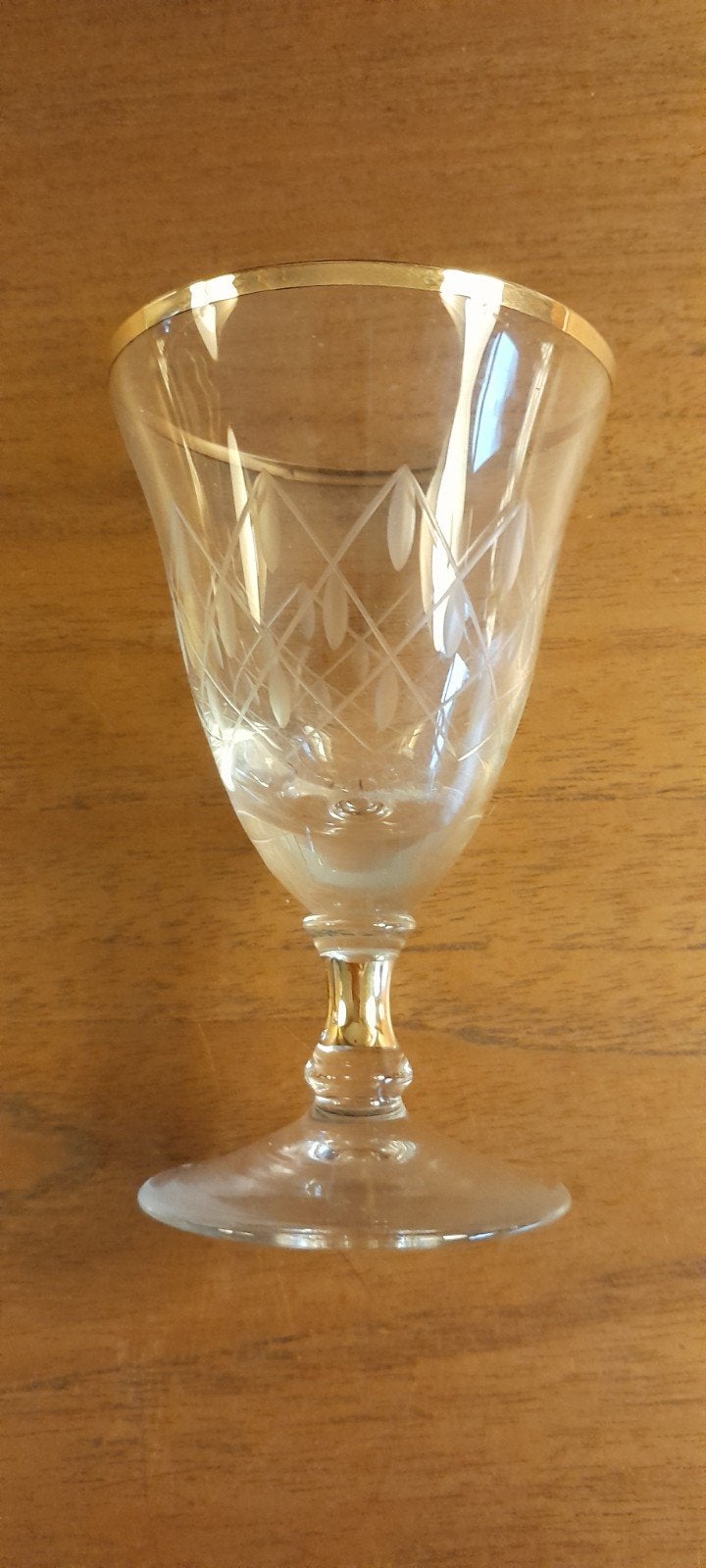 Prachtig gegraveerd glas met gouden randje., Enlèvement ou Envoi