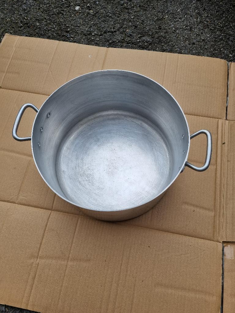 Casserole, Enlèvement ou Envoi, Aluminium, Plaque céramique, Utilisé