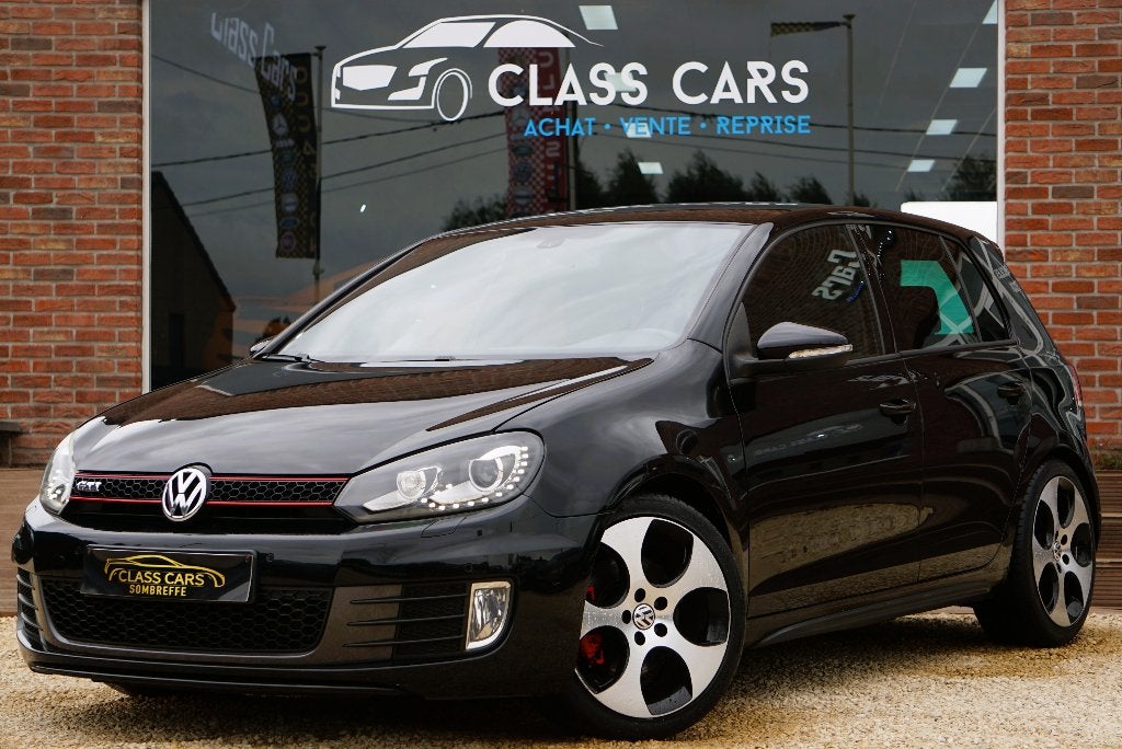 VOLKSWAGEN GOLF GTI 2.0 TSI Bi-XENON NAVI PDC AV/AR CARNET, Autos, Euro 5, Achat, 155 kW, 5 portes