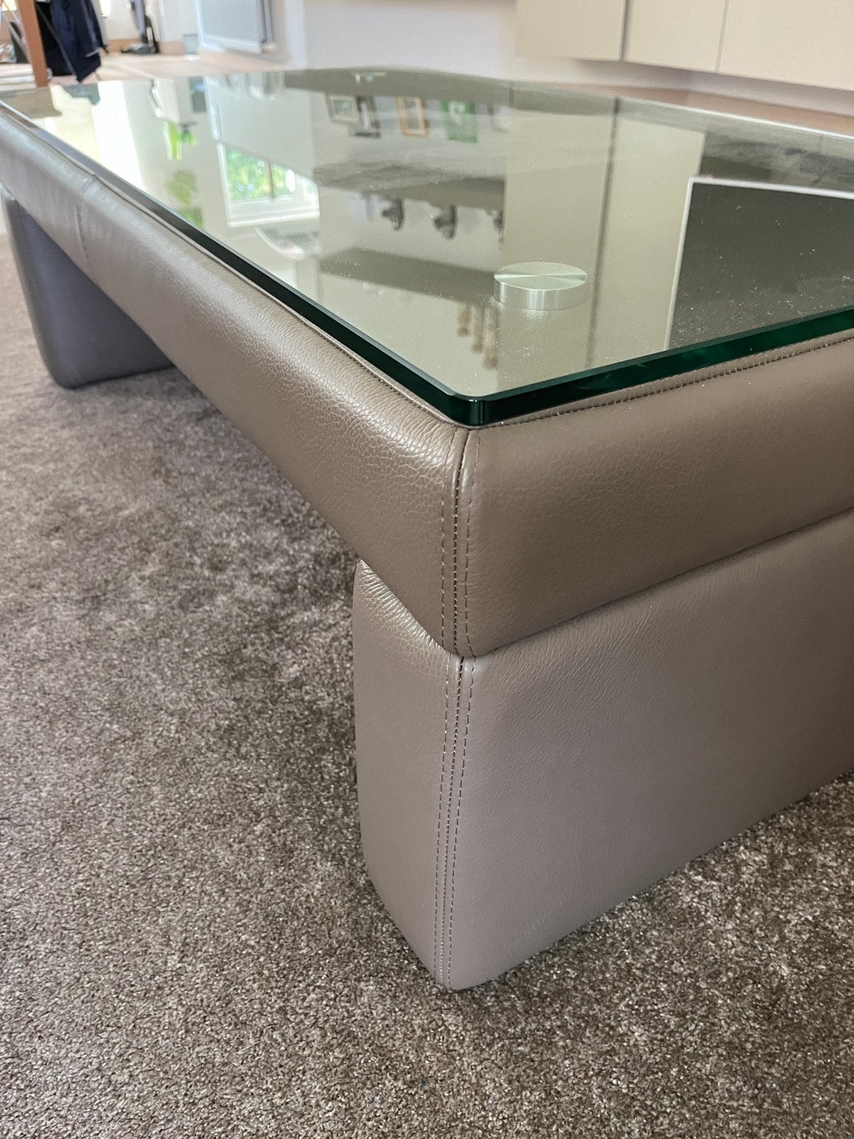 Lederen salontafel, Huis en Inrichting, Tafels | Salontafels, Ophalen, Zo goed als nieuw