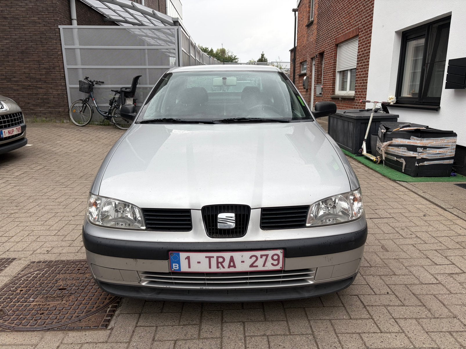 Seat cordoba, Autos, Verrouillage central, Argent ou Gris, Achat, 5 portes