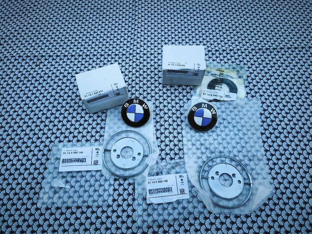 BMW C-stijl badge / embleem (set) voor E9 en 2000 CS, Neuf, Garde-boue, BMW, Avant