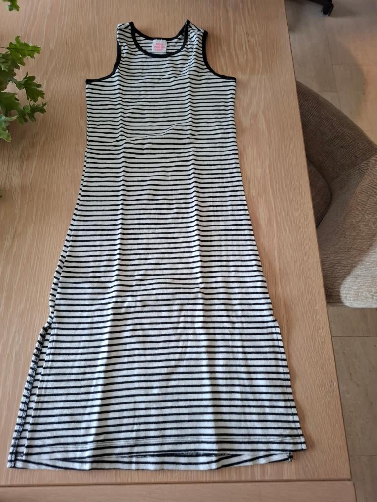 Hema kleedje 122-128 zw-wit, Kinderen en Baby's, Kinderkleding | Maat 122, Meisje, Ophalen of Verzenden, Zo goed als nieuw, Jurk of Rok