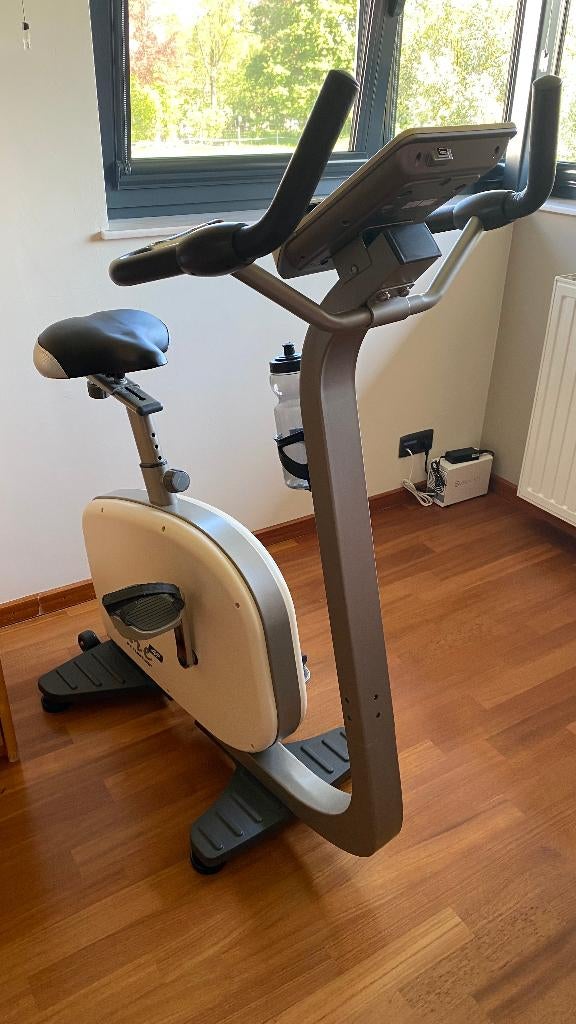Hometrainer Tunturi 4.0, Sport en Fitness, Fitnessapparatuur, Ophalen, Zo goed als nieuw, Metaal, Hometrainer