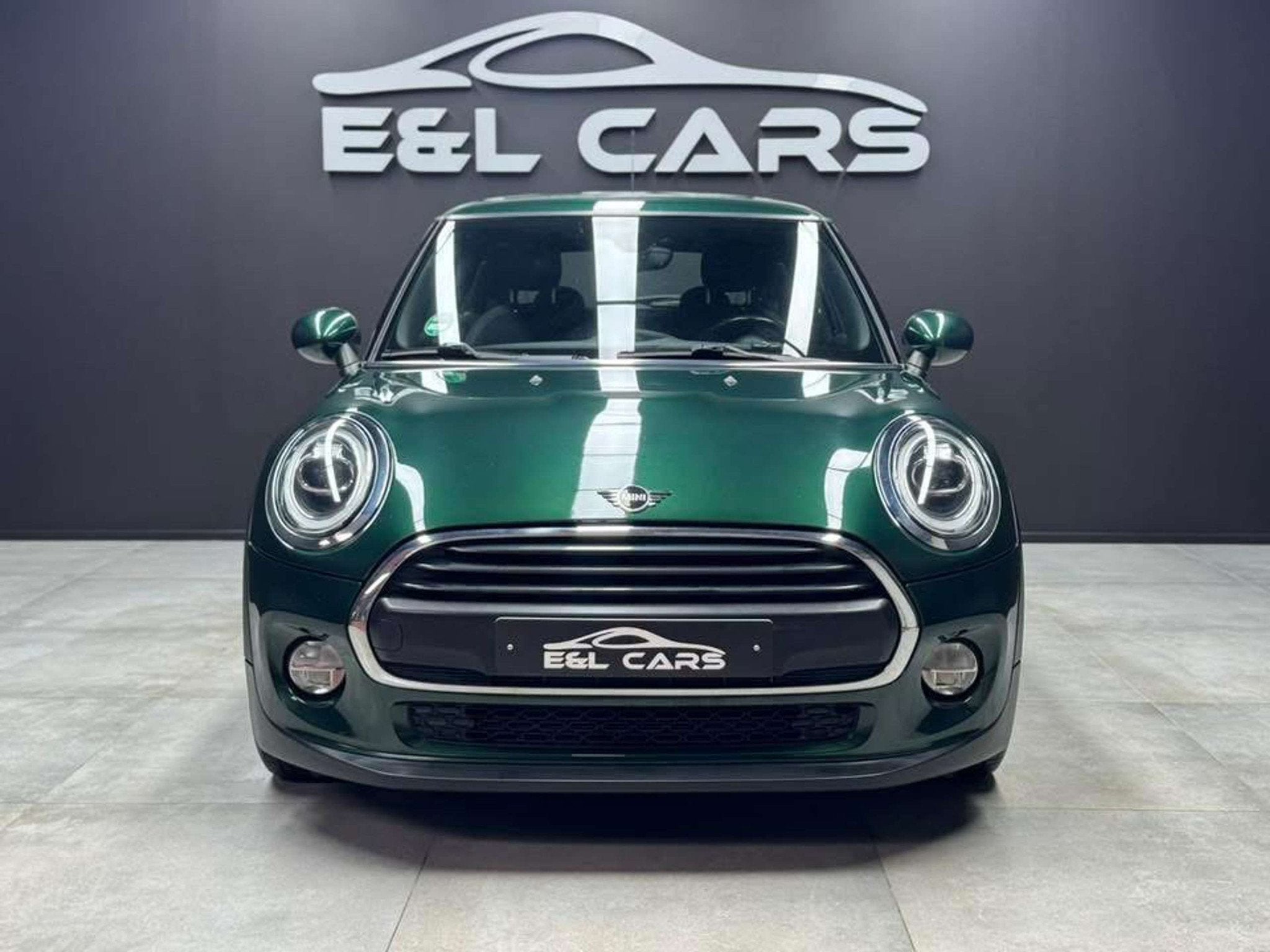 MINI One Réservé (automatique), Autos, Mini, 75 kW, Achat, Entreprise, Noir