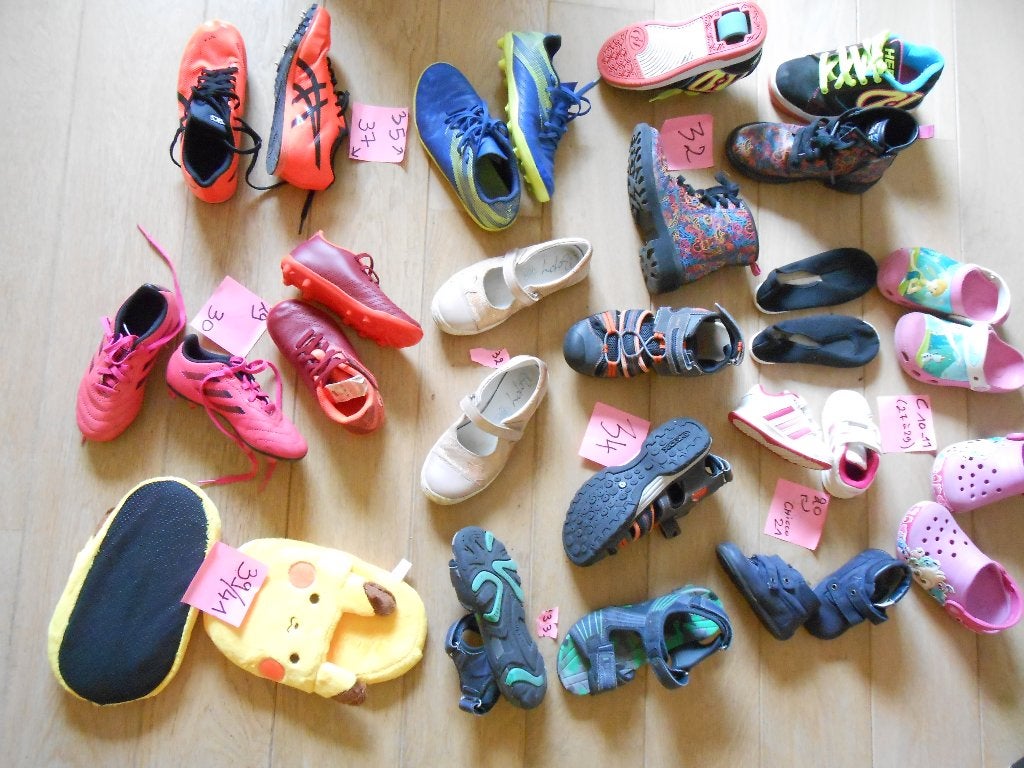 chaussures enfant, sandales, crocs, foot etc , 5 eur paire, Enlèvement, Utilisé, Garçon ou Fille, Chaussures