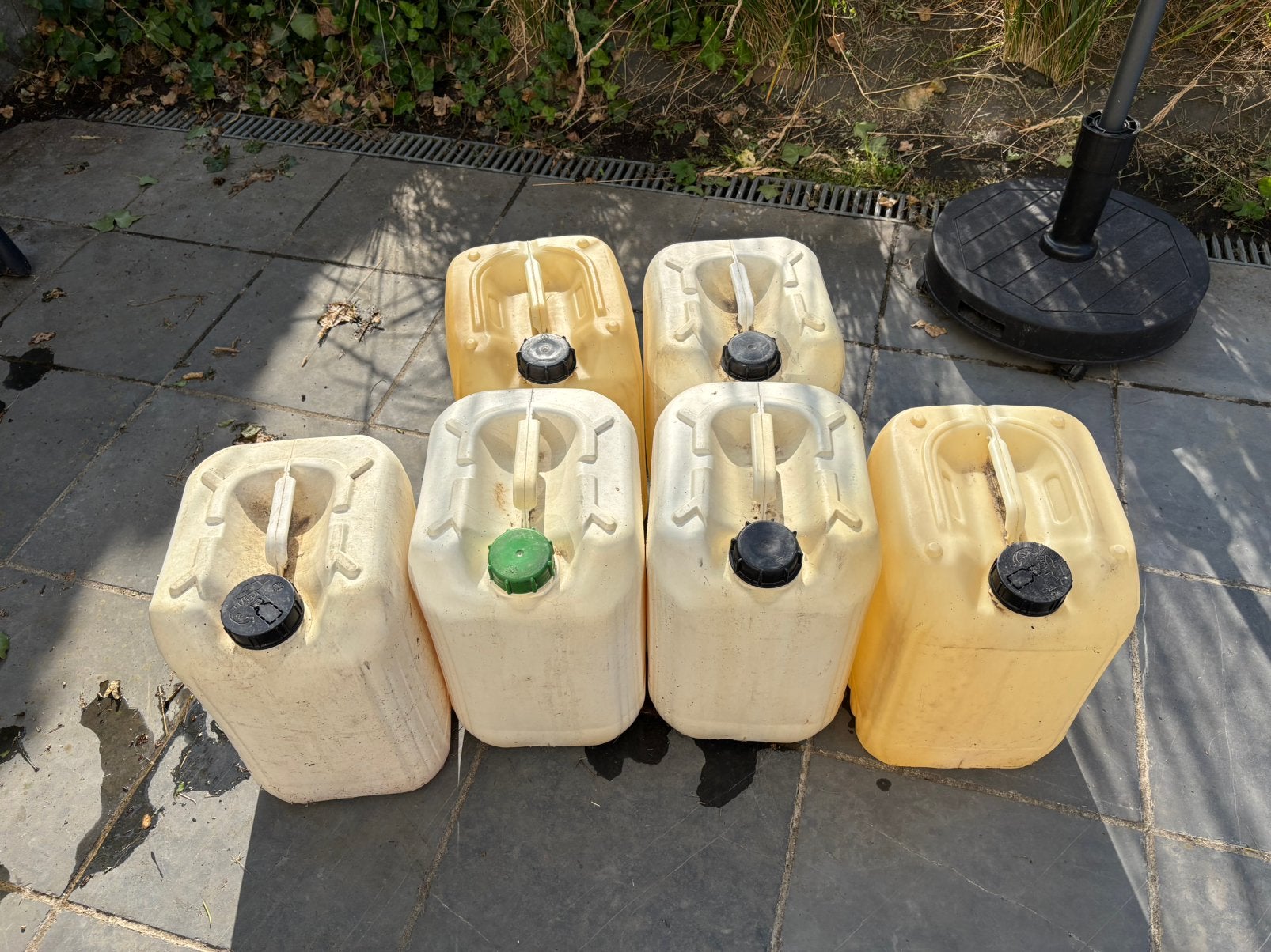 Bidons d’essence, Doe-het-zelf en Bouw, 15 tot 20 liter, Ophalen, Gebruikt