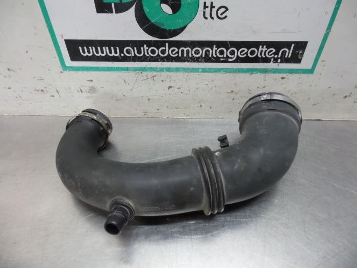 Aanzuigslang Lucht van een Opel Vivaro (Vivaro 01-), Gebruikt, -, -, Opel