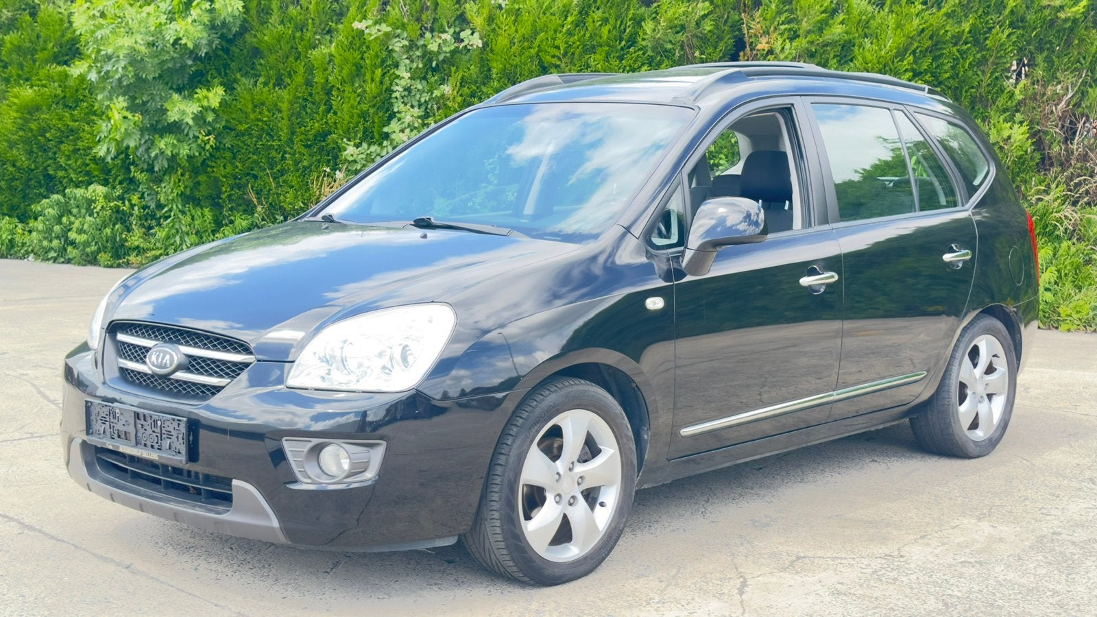 Kia caranes7P*2008*2l diesel*100kw*156.000km*A/C*toit ouvran, Auto's, 100 kW, Monovolume, 4 cilinders, Bedrijf