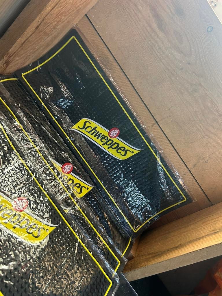 Schweppes toogmatjes, Verzamelen, Ophalen of Verzenden, Nieuw, Gebruiksvoorwerp
