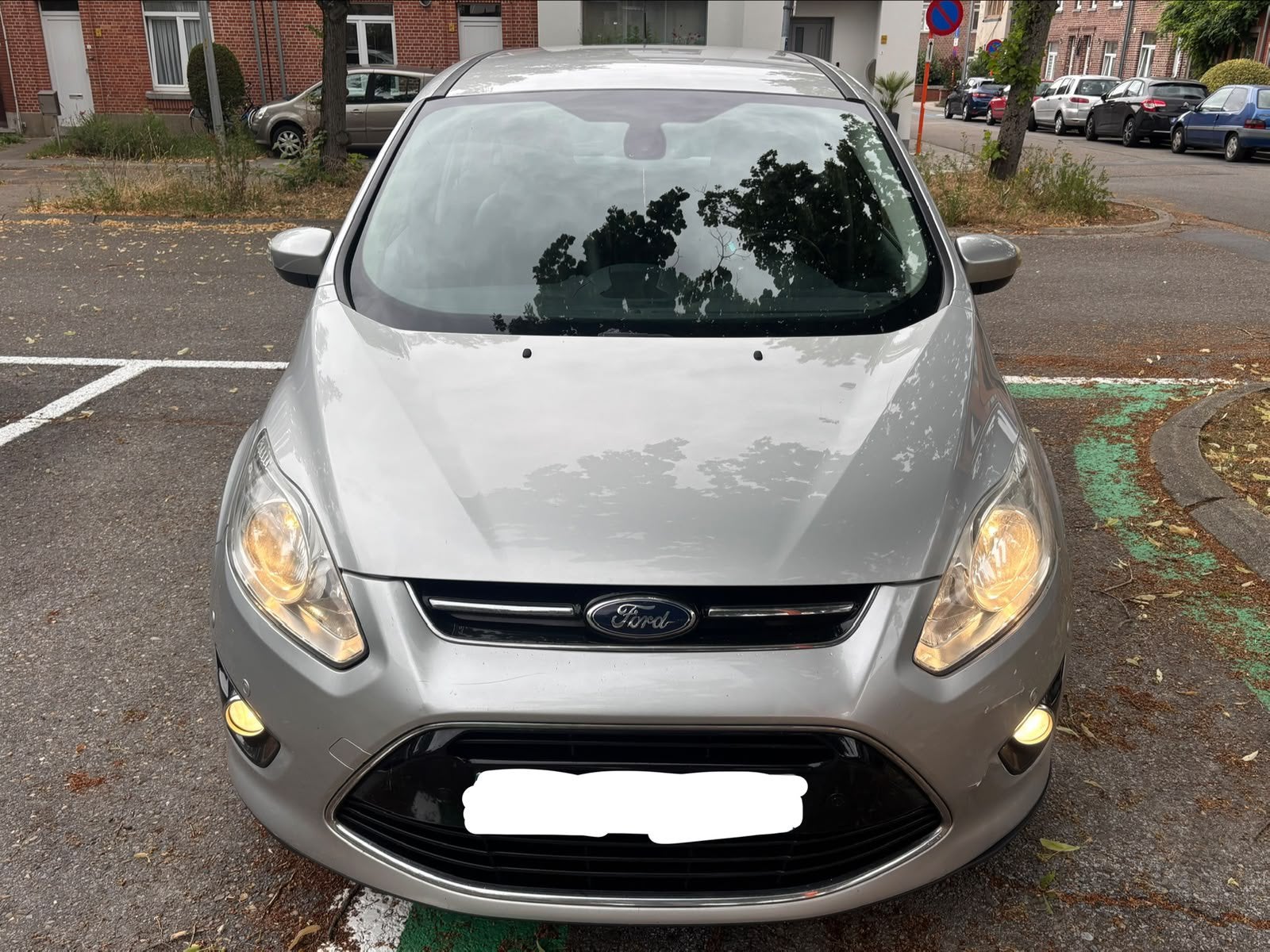Ford Grand C Max 1.6i essence 160k km homologué à vendre, Boîte manuelle, Noir, 5 portes, Particulier