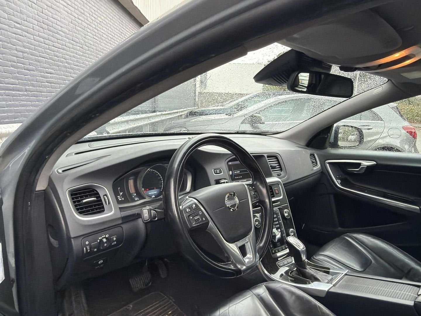 Volvo V60 2.4 D6 AWD Plug-In Hybrid Pure Limited | Schuif/Ka, Auto's, 48 g/km, Break, Zilver of Grijs, 11 kWh
