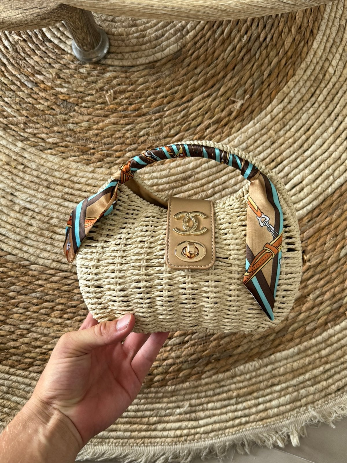 Mini sac à main Chanel Raffia, Bijoux, Sacs & Beauté, Sacs | Sacs Femme, Neuf, Sac à main, Beige, Enlèvement ou Envoi