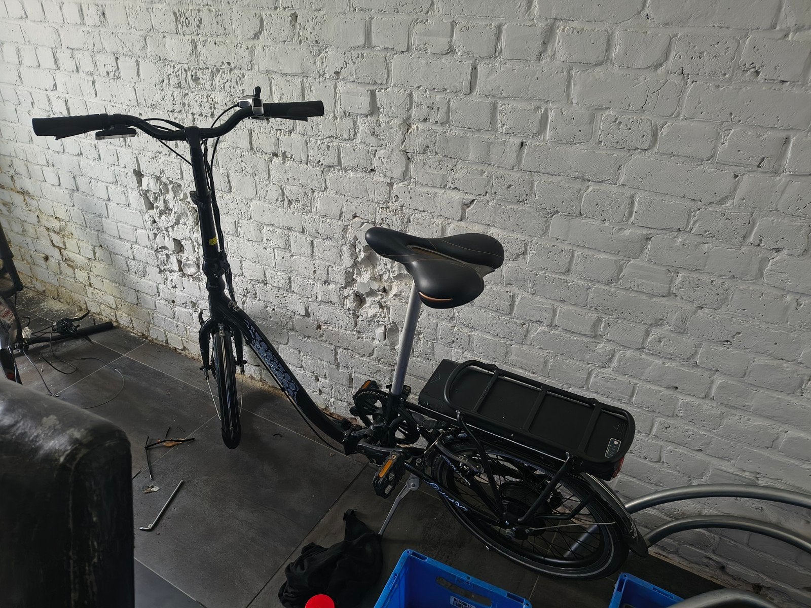 Vélo pliant électrique Oxford Raleigh, Autres marques, Vitesses, Frein sur jante, 18 à 20 pouces