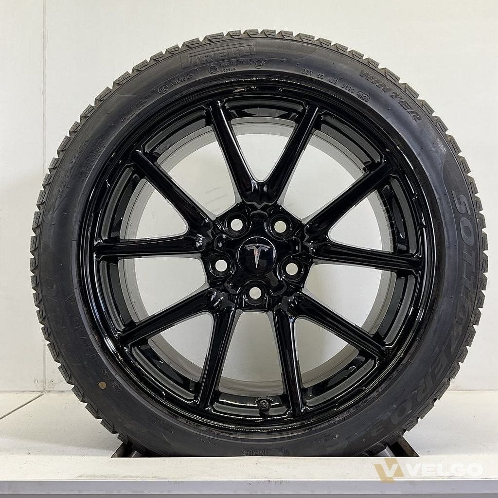NIEUW TESLA MODEL 3 WINTERBANDEN SET VELGEN 18 INCH, Autos : Pièces & Accessoires, Pneus et Jantes, Pneus hiver, -, 18 pouces