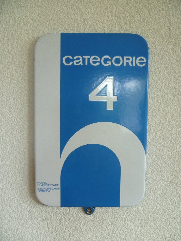 EMAILLE BORDJE"HOTEL CLASSIFICATIE HORECA 4" UIT JAREN 80/90, Ophalen of Verzenden, Gebruikt, Reclamebord