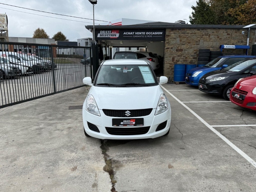 Suzuki Swift, Auto's, Voorwielaandrijving, 4 cilinders, https://public.car-pass.be/vhr/c9bdccef-2445-41d5-87be-24db75826a38, Leder