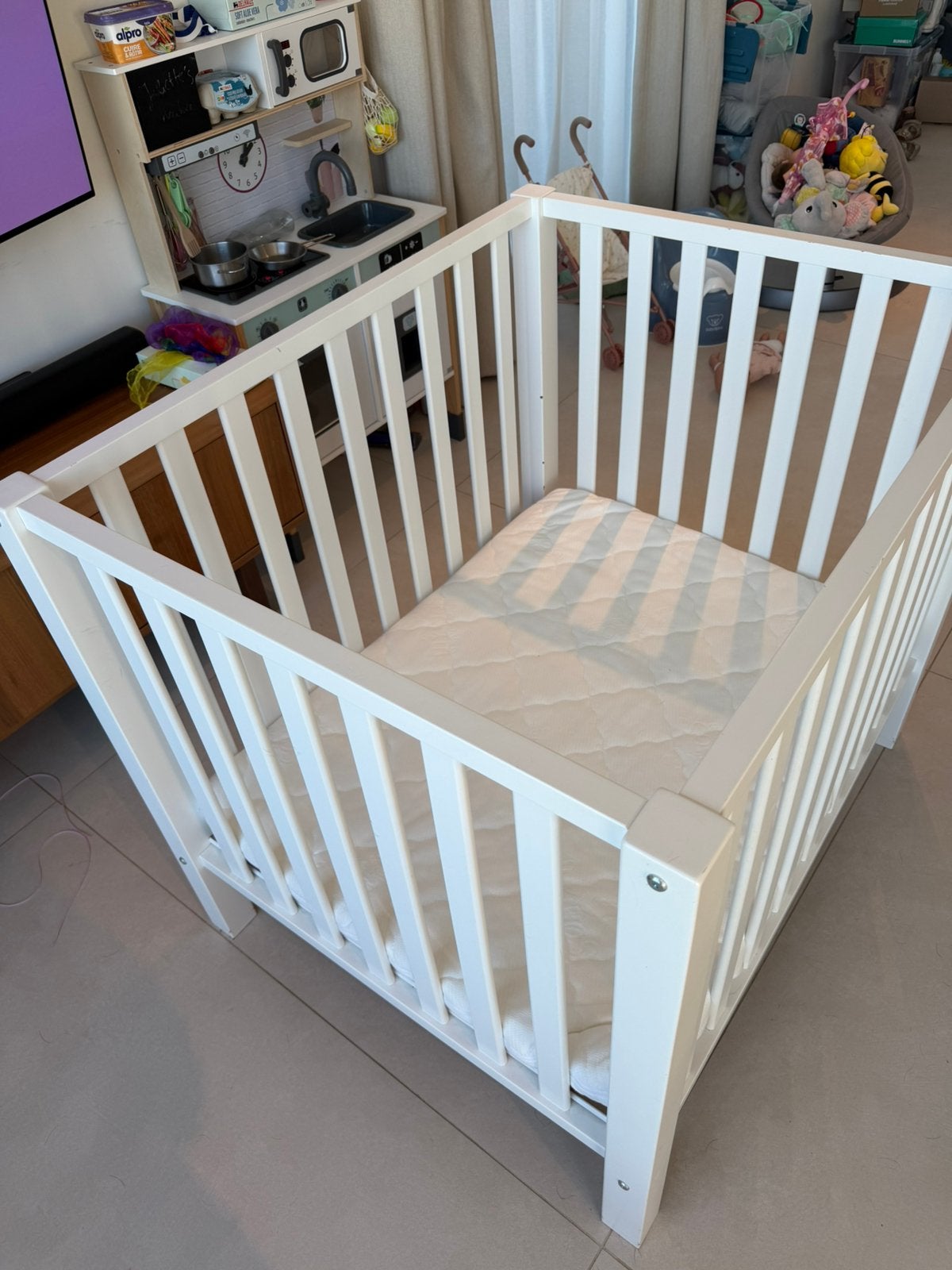Park Quax White - matelas et protège-matelas inclus, Enfants & Bébés, Enlèvement, Utilisé, Carré, Réglable en hauteur