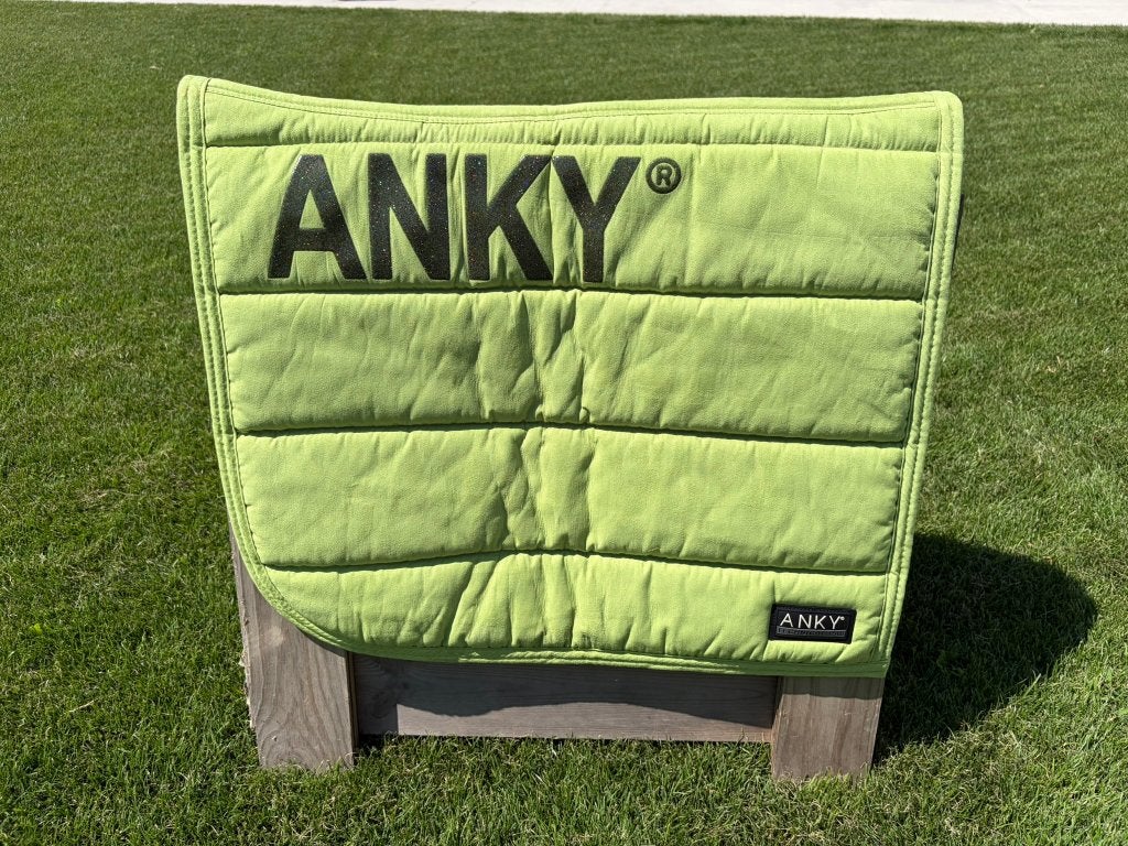 Anky dressuurdekje + bandages, Dieren en Toebehoren, Dressuurdekje, Zo goed als nieuw, Groen, Anky