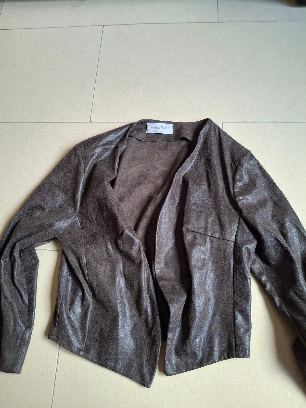 Kakigroen lederen kort jasje Amelie Amelie mt Medium, Vêtements | Femmes, Enlèvement ou Envoi, Manteau