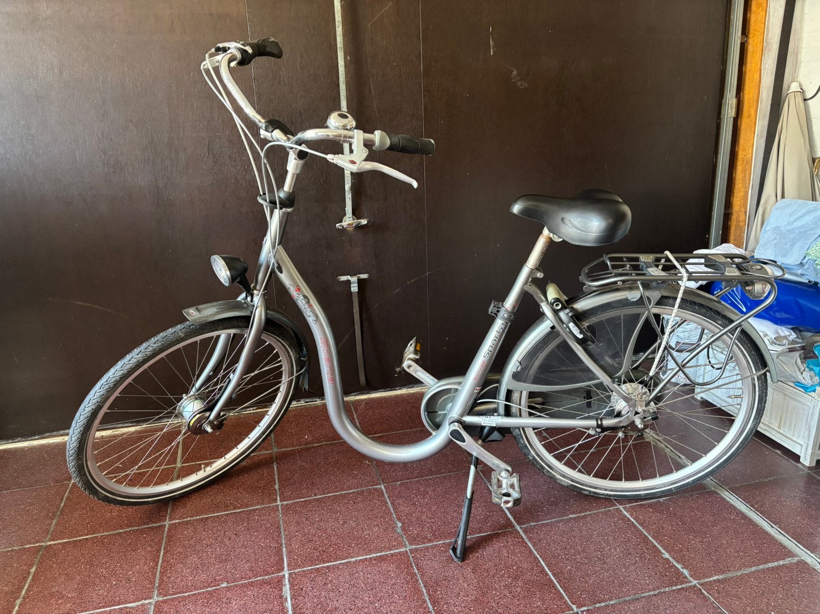 Damesfiets Sparta lage instap, Fietsen en Brommers, Ophalen, Sparta, Velgrem, (Extra) lage instap