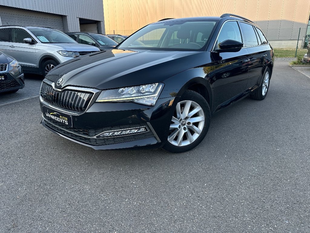 Skoda Superb, 1.4 benzine + elektrisch, plug-in hybride, Autos, Skoda, Entreprise, Achat, Superb, ABS, Caméra de recul, Airbags