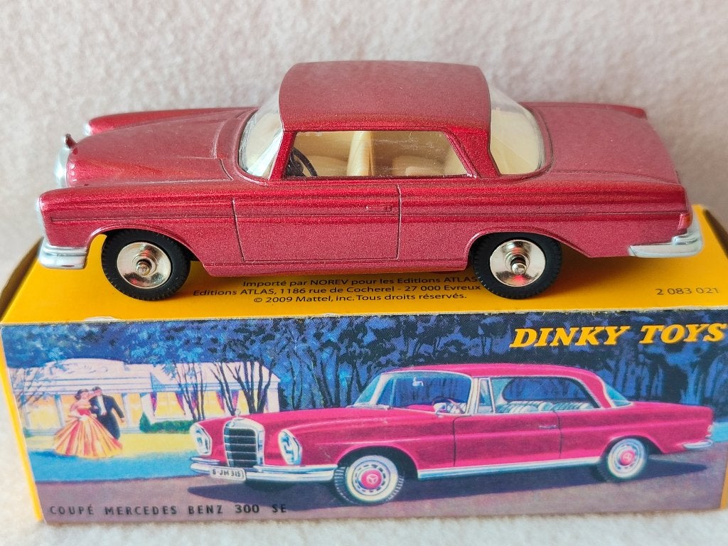 Dinky Atlas _ Mercedes-Benz Coupé 300SE _ ref. 533., Hobby en Vrije tijd, Modelauto's | 1:43, Zo goed als nieuw, Auto, Dinky Toys
