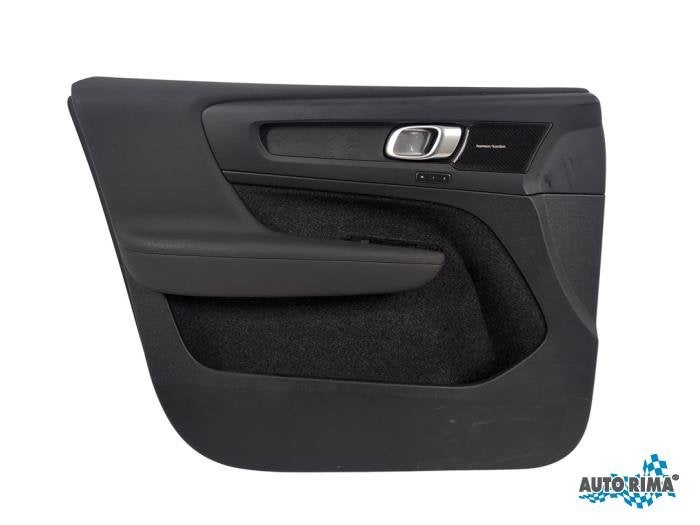 Portierbekleding 4Deurs links-voor van een Volvo XC40, Gebruikt, -, -, Ophalen of Verzenden