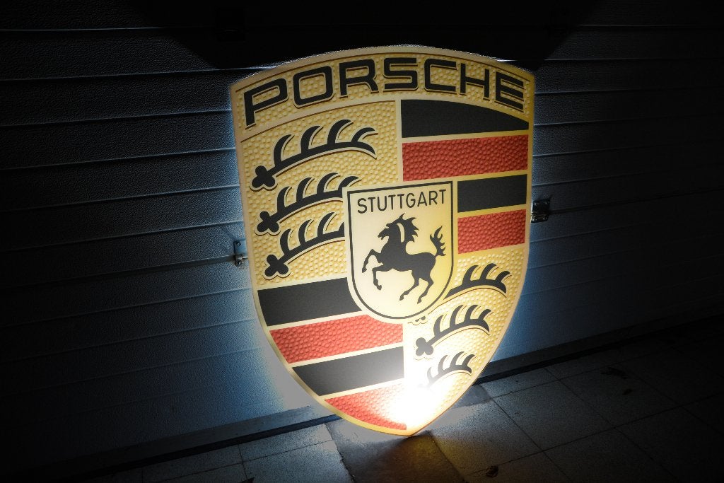 Porsche logo lichtreclame lichtbak xxl formaat zeldzaam!!, Verzamelen, Ophalen, Zo goed als nieuw, Lichtbak of (neon) lamp