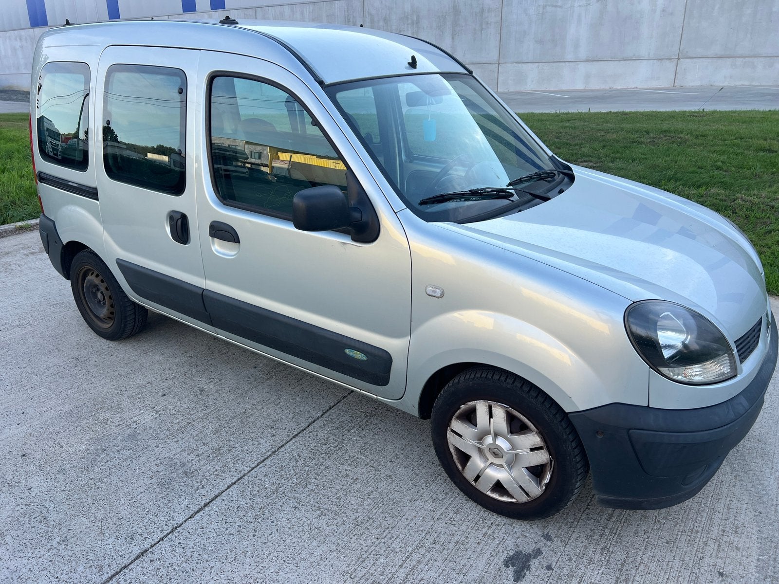 Renault Kangoo  1.2 Essence, Autos, Achat, 4 portes, Entreprise, Boîte manuelle