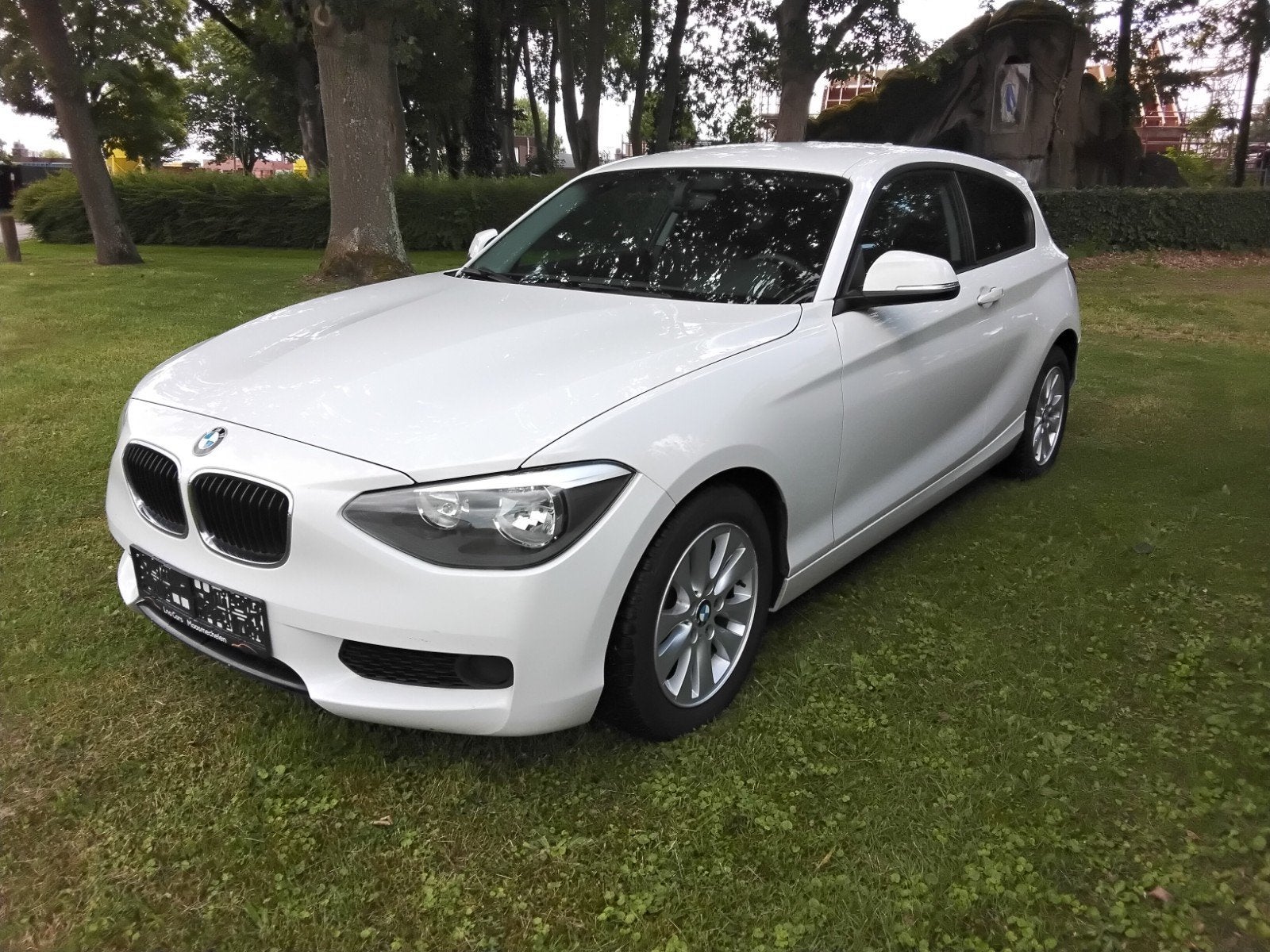 Bmw 114 i benzine 2013, Euro 5, Wit, Handgeschakeld, Particulier