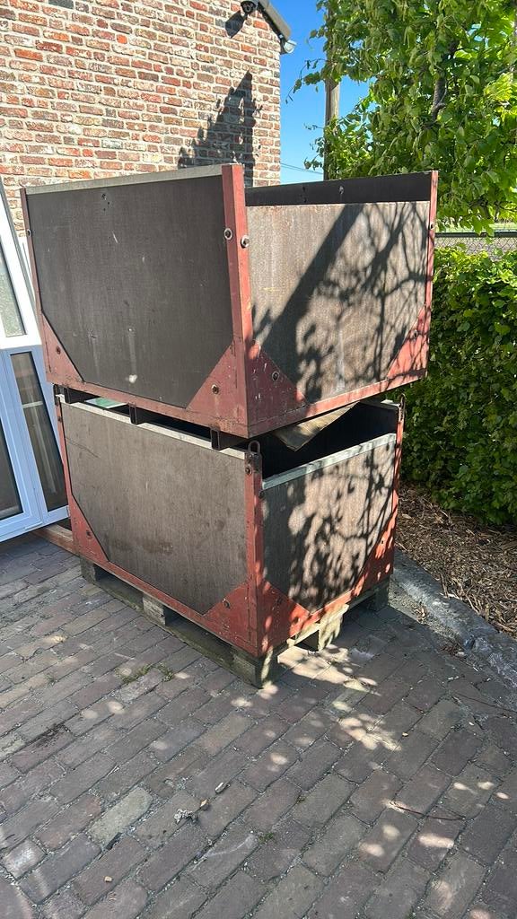 Stapelbak, Ophalen, Zo goed als nieuw