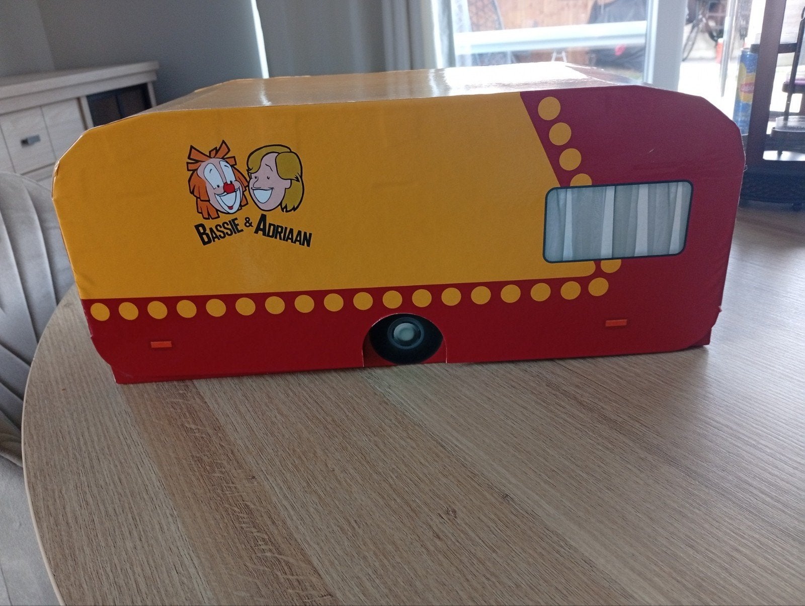 mooie Caravan dvd box van Bassie en Adriaan, Alle leeftijden, Zo goed als nieuw, Komedie, Gesigneerd