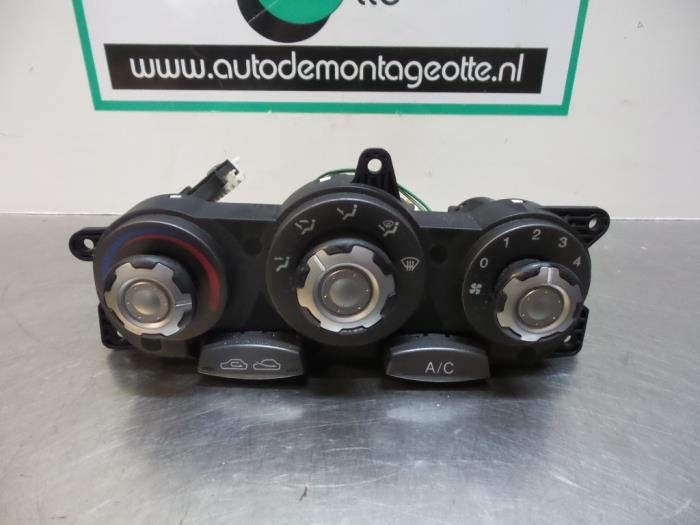 Kachel Bedieningspaneel van een Hyundai Coupe (Coupe 96-), Gebruikt, -, -, Ophalen of Verzenden