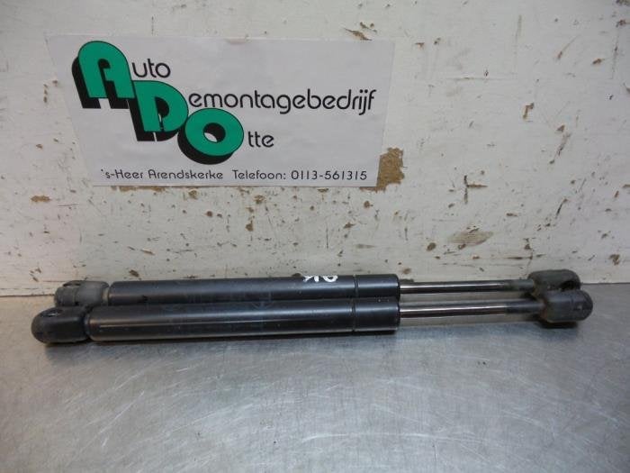 Kit amortisseur gaz hayon d'un BMW 3-Serie (3-Serie 90-), -, 3 mois de garantie, Utilisé, -