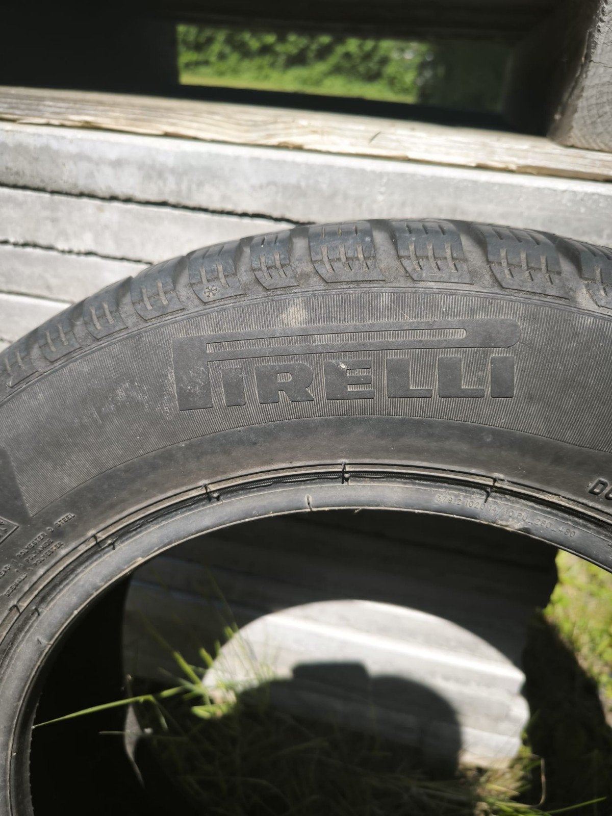 1 pneu de voiture à vendre, Ophalen