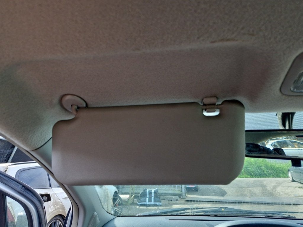 PARE-SOLEIL Toyota Yaris II (P9) (01-2005/12-2014), Autos : Pièces & Accessoires, Utilisé, Toyota