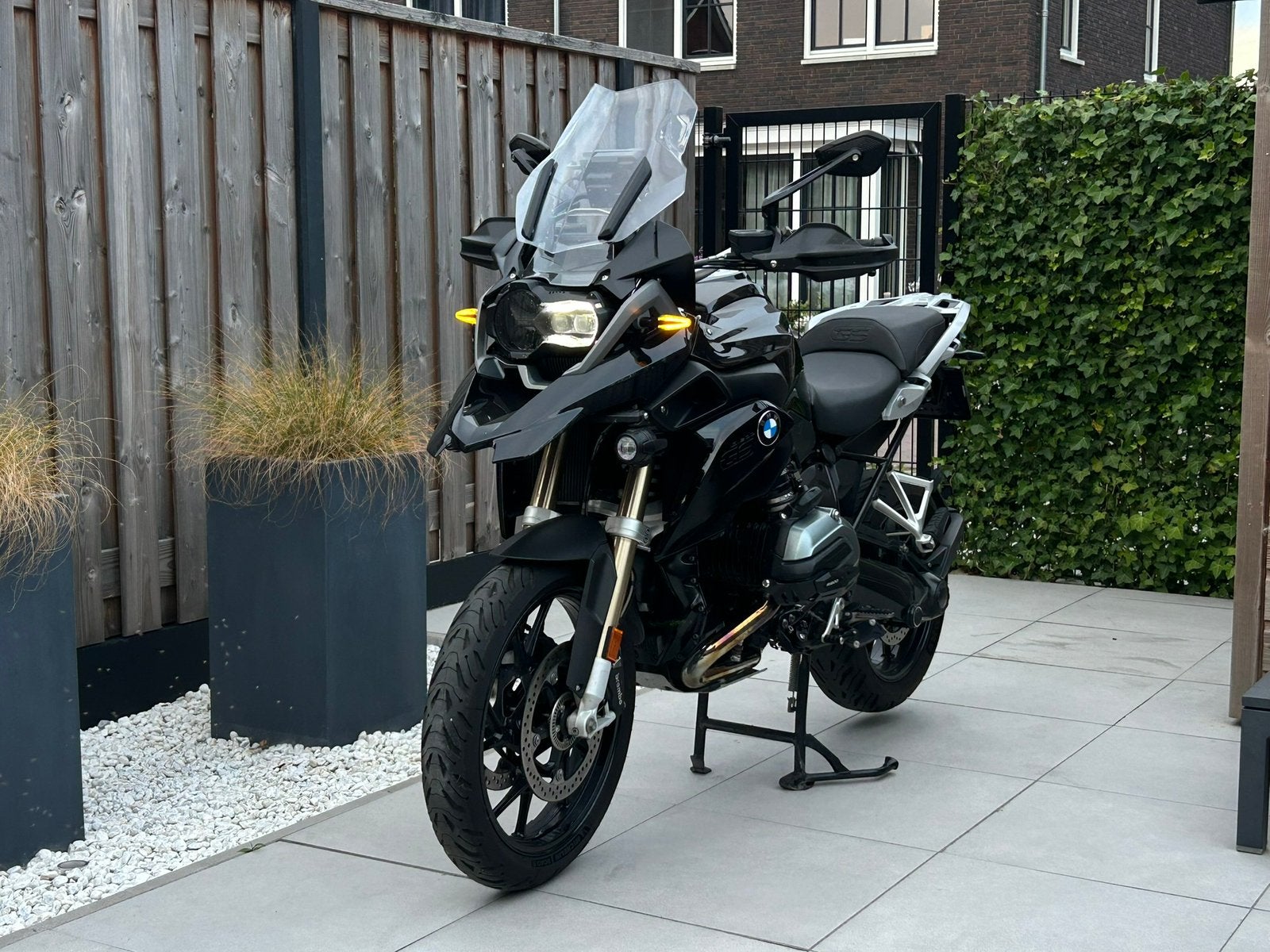 BMW R1200GS | TFT | 2017 | ESA | dealer onderhouden, Motoren, 2 cilinders, Gebruikt, Particulier, Toermotor
