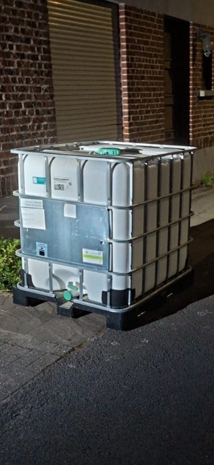 Ibc containers beschikbaar, Ophalen, Zo goed als nieuw