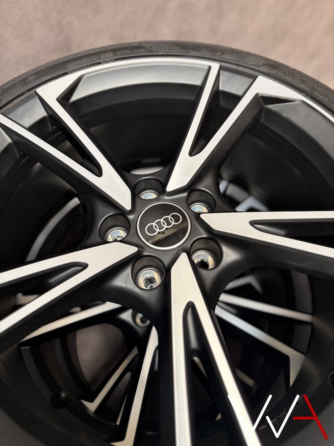 19'' Audi A3 S3 Falx velgen origineel NIEUW 8V, Autos : Pièces & Accessoires, Pneus & Jantes, Neuf, Pneus et Jantes, Véhicule de tourisme