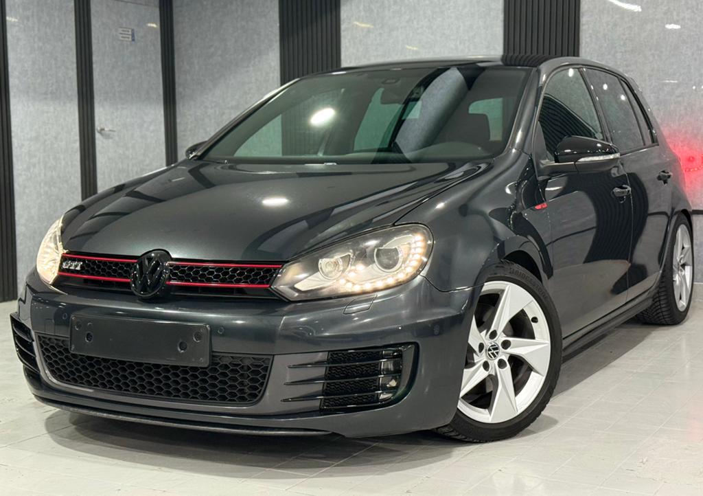 VW GOLF 6 GTI BOITE AUTO DSG STAGE 2 CARNET COMPLET VW CT OK, Autos, 155 kW, Entreprise, Entretenue par le concessionnaire, Noir