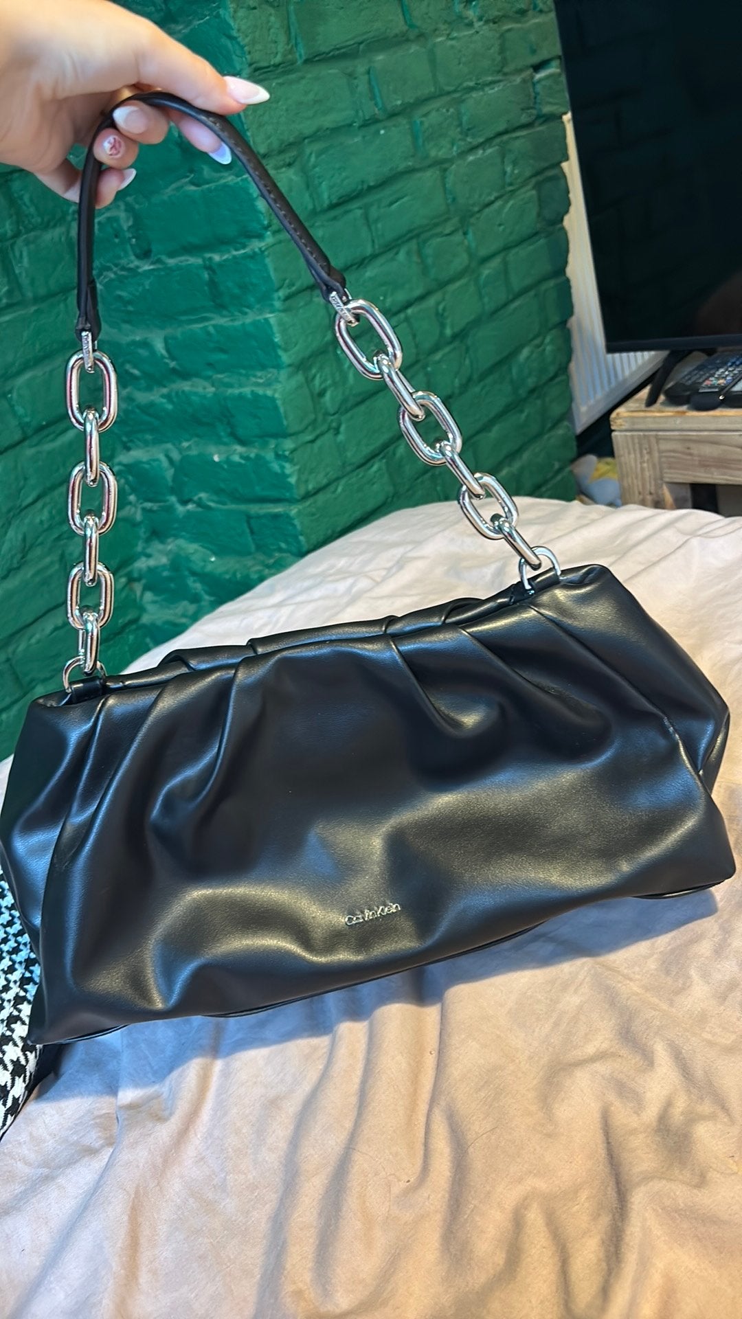 Handtas Calvin Klein, Handtassen en Accessoires, Tassen | Damestassen, Ophalen, Zo goed als nieuw, Zwart, Handtas