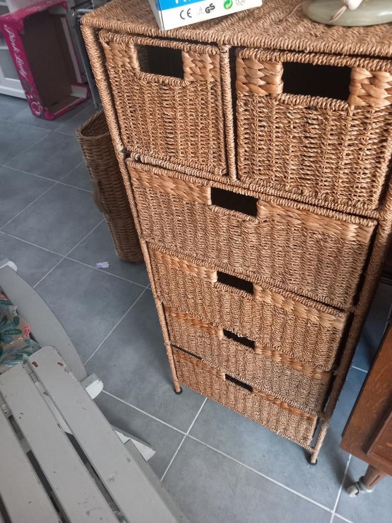 Zeer goed kastje, Enlèvement