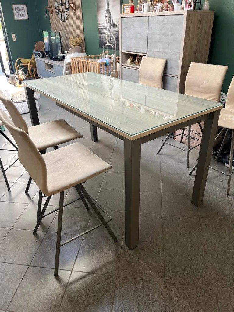 Table haute avec vitre de protection et 6 chaises hautes, 150 à 200 cm, Cinq personnes ou plus, Enlèvement, Utilisé